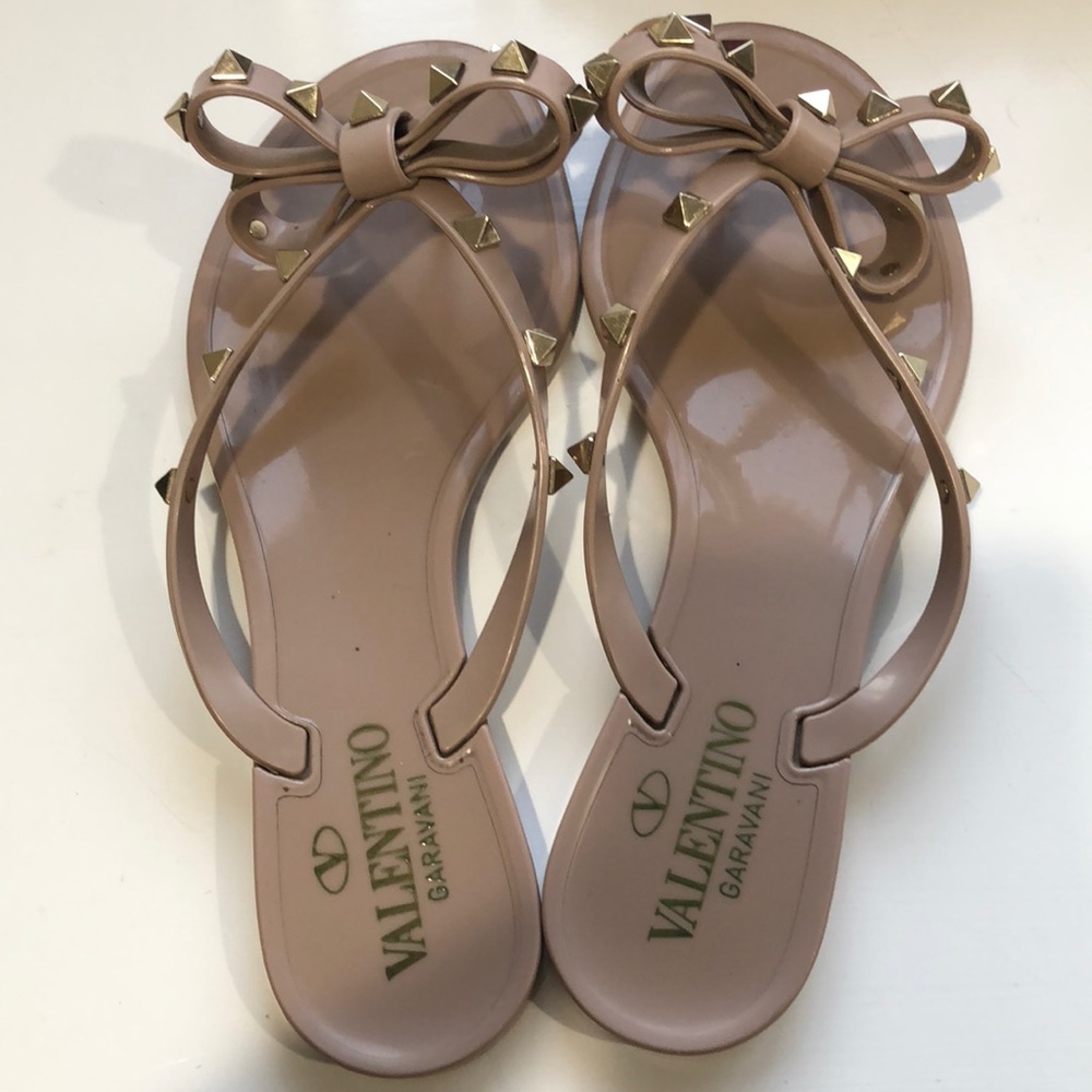 Valentino Garavani rockstar jelly thong